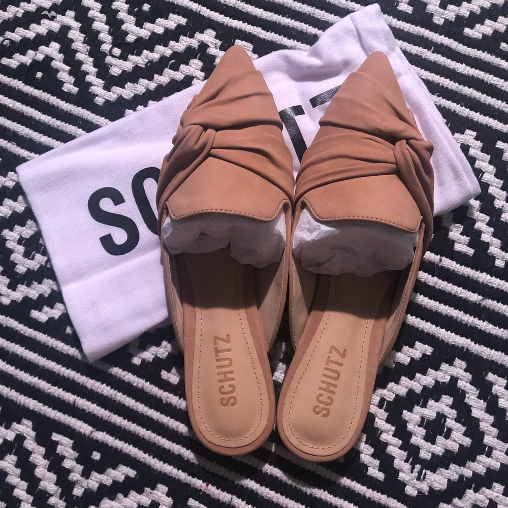 Schutz Dana Mules